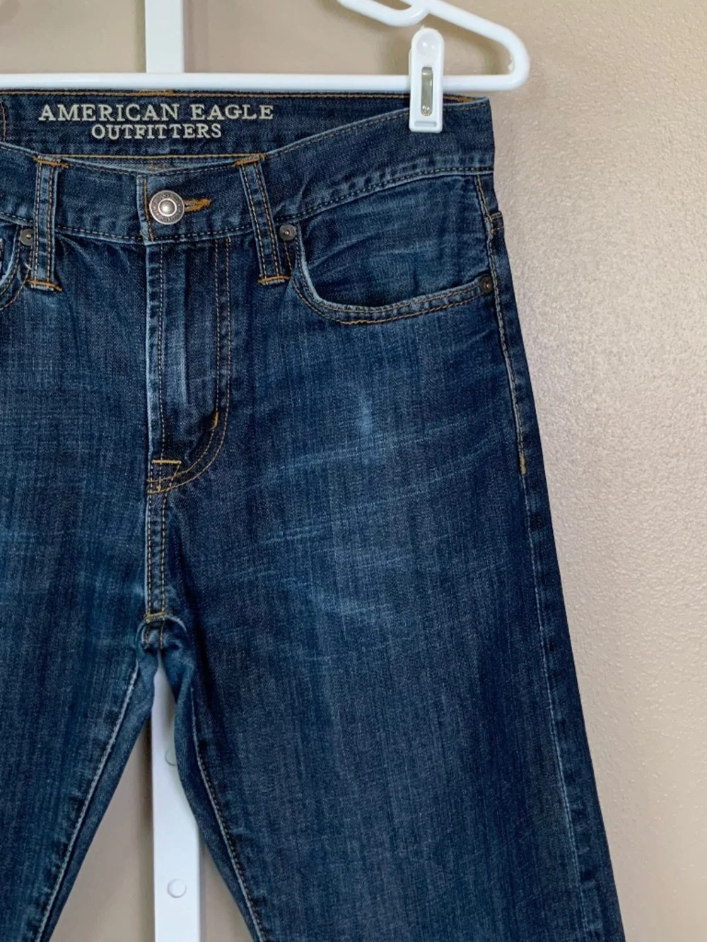 American Eagle Distressed Wash Slim Jeans